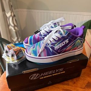 Girls’ Heelys Pro 20 Skate Shoe